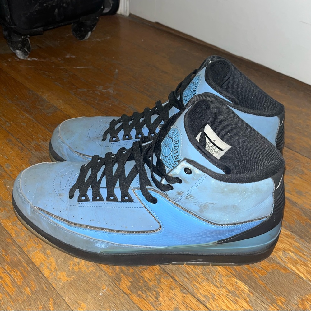 UNC Blue Jordan 2s Size 13